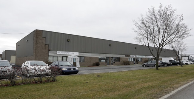 Plus de détails pour 3455 Rue Isabelle, Brossard, QC - Industriel à louer
