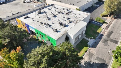 3501 W Garry Ave, Santa Ana, CA à louer Photo du bâtiment- Image 2 de 42