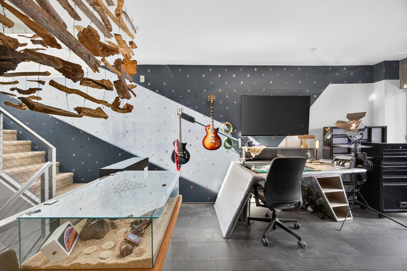 1712 National Ave, San Diego, CA 92113 - Unit 1712 -  - Interior Photo - Image 1 of 35