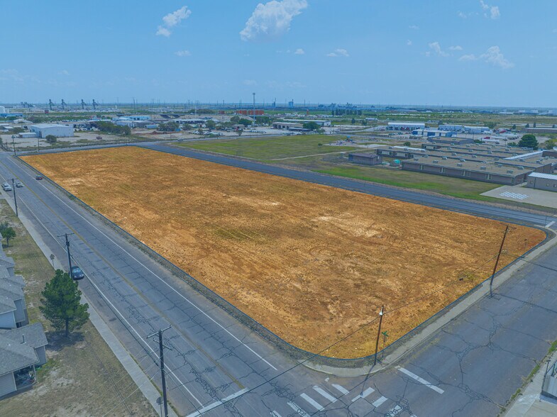 Antigua Terrace Jeter Ave, Odessa, TX à vendre - Photo du bâtiment - Image 2 de 8