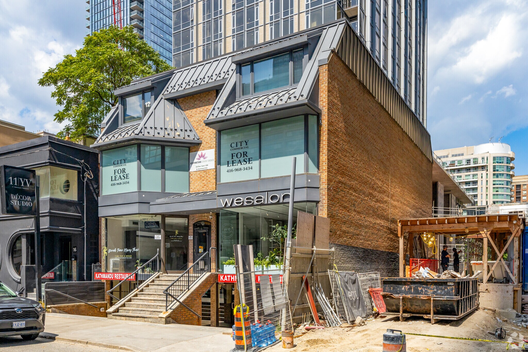 12-14 Cumberland St, Toronto, ON à vendre Photo du bâtiment- Image 1 de 1