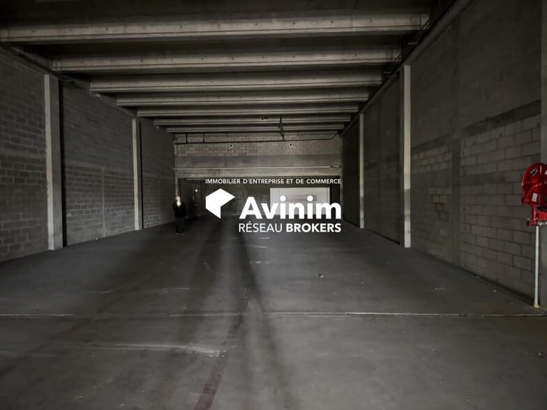 Industrial in Antony for lease - Interior Photo - Image 1 of 1