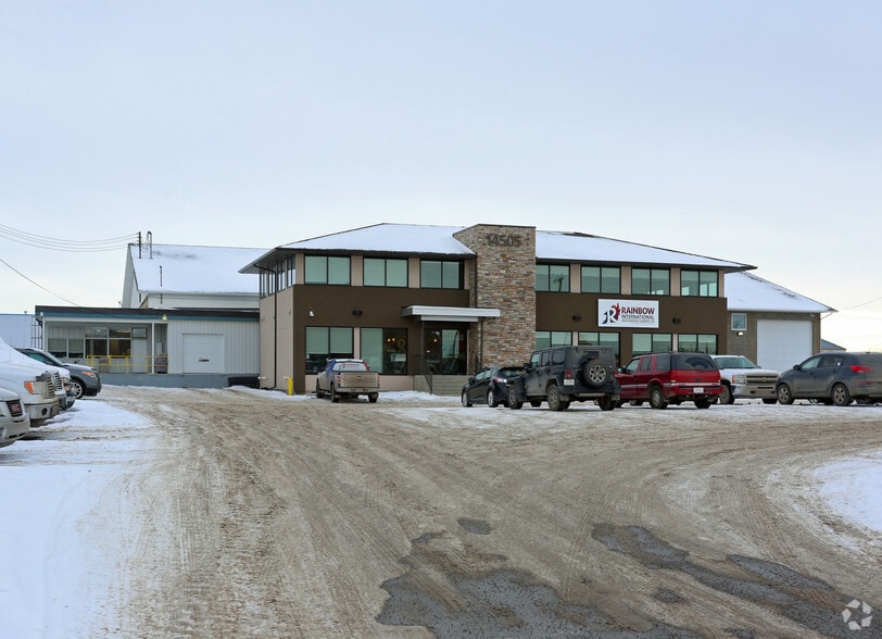 14505 114th Ave NW, Edmonton, AB for lease - Primary Photo - Image 1 of 2