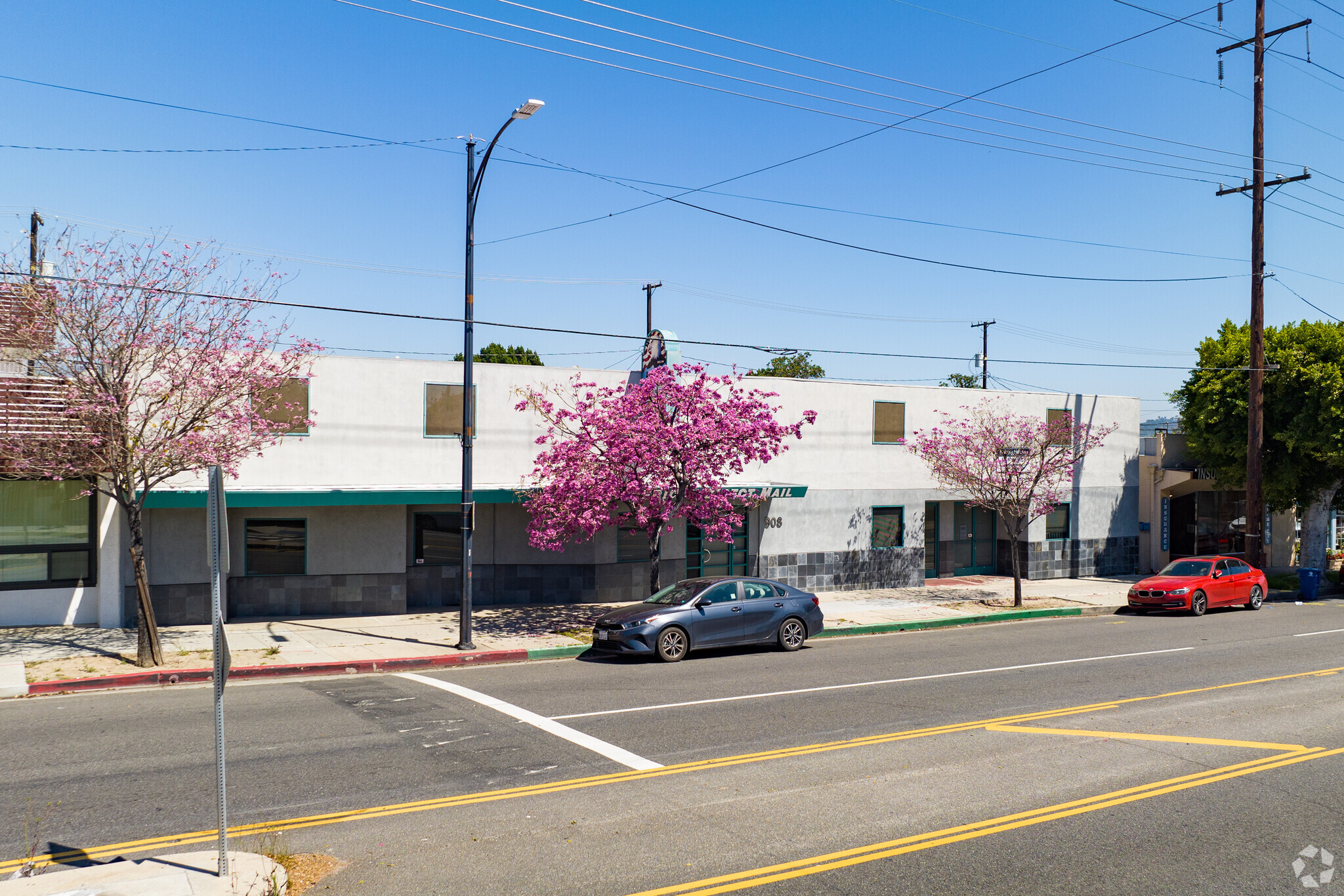 902-908 N Hollywood Way, Burbank, CA for sale Building Photo- Image 1 of 1