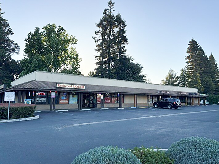 2030 Redwood Rd, Napa, CA à louer Photo du bâtiment- Image 1 de 3
