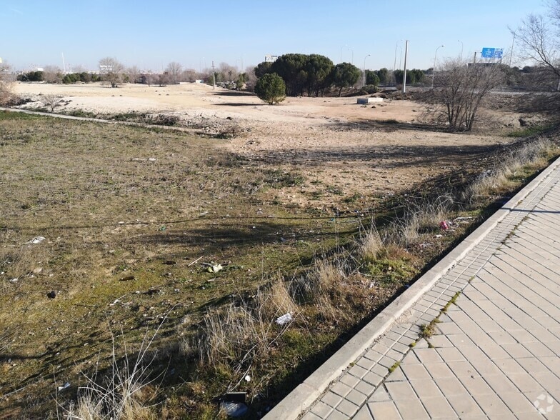 Calle de la Pirotécnia, 76, Madrid, Madrid for sale - Building Photo - Image 3 of 4