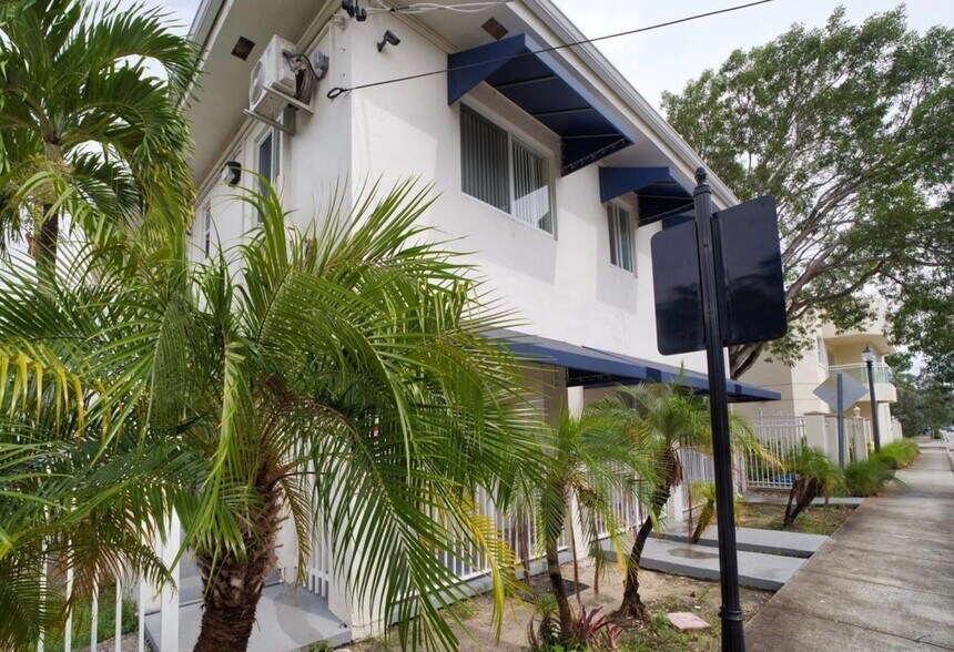 6647 SW 59th Pl, Miami, FL à vendre - Photo du bâtiment - Image 2 de 4