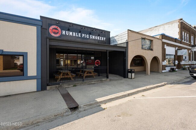 More details for 411 3rd Ave, Clear Lake, SD - Retail for Sale
