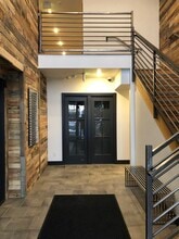 4685 S Highland Dr, Holladay, UT à louer Hall d’entrée- Image 2 de 13