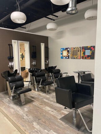 Plus de détails pour 489 Ellicott St, Buffalo, NY - Commerce de détail à louer