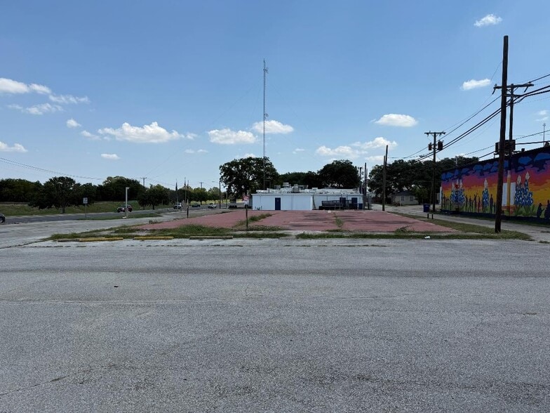 201 S 2nd St, Copperas Cove, TX for sale - Primary Photo - Image 1 of 4