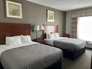 Plus de détails pour 2463 E Sharon Rd, Cincinnati, OH - Services hôteliers à vendre