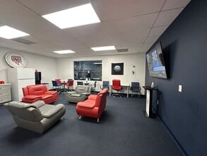 18619 Starcreek Dr, Cornelius, NC for sale Interior Photo- Image 2 of 6