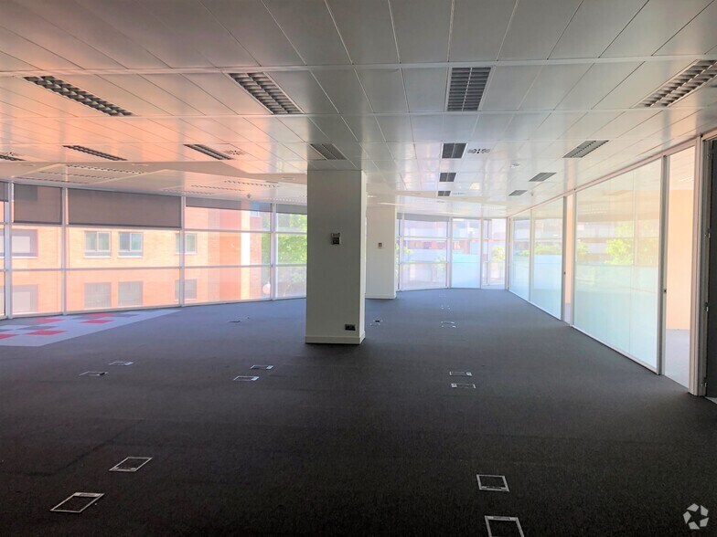 Calle de Anabel Segura, 10, Alcobendas, Madrid for lease - Building Photo - Image 2 of 14