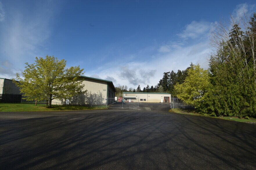 545 Ronlee Ln NW, Olympia, WA à vendre - Photo du bâtiment - Image 2 de 21