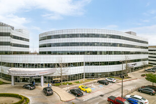 Sugar Land Medical Plaza - Restaurant avec service au volant