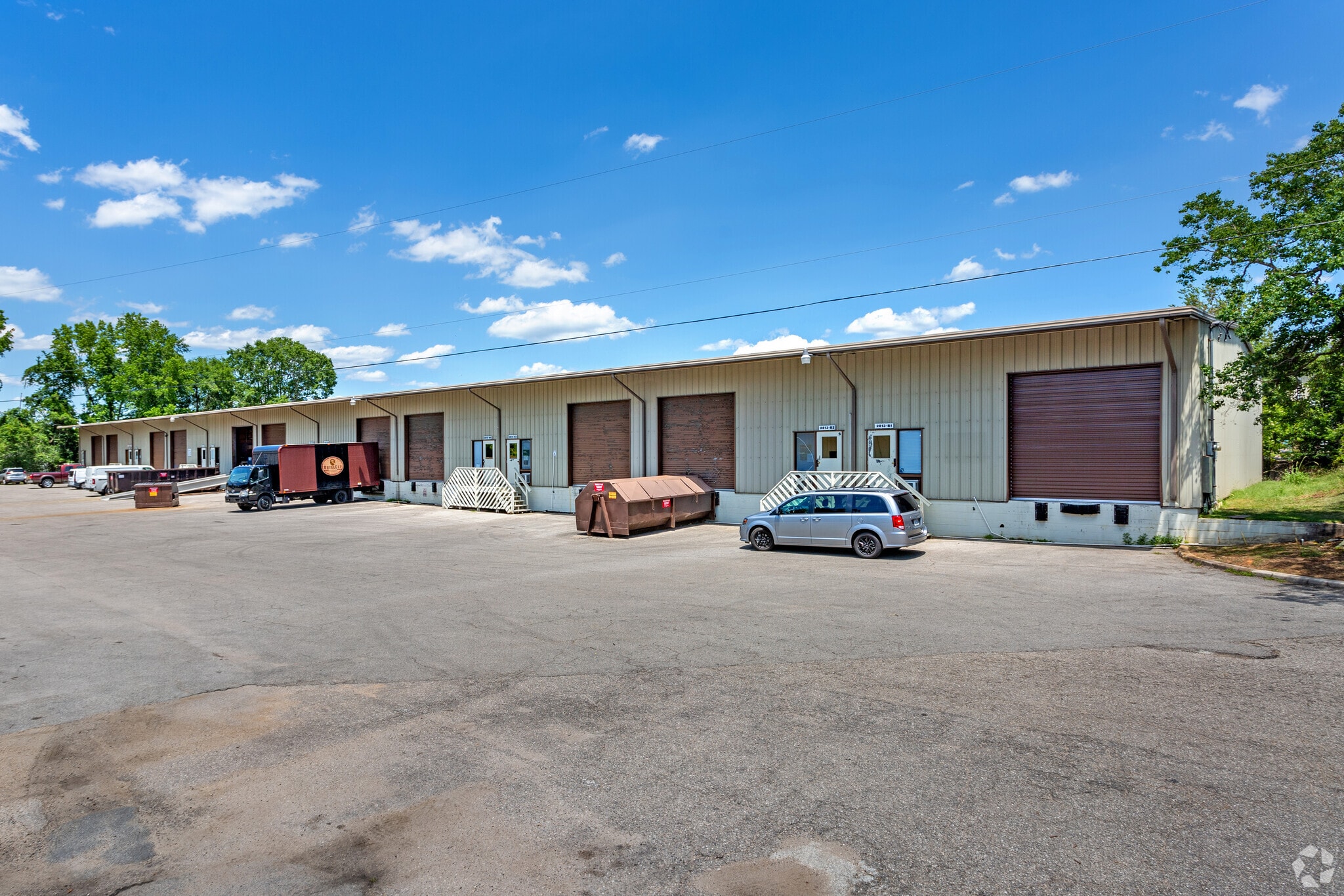 2813 Industrial Plaza Dr, Tallahassee, FL for lease Primary Photo- Image 1 of 7