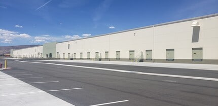 425 E Sydney Dr, Mccarran, NV for lease Building Photo- Image 2 of 2
