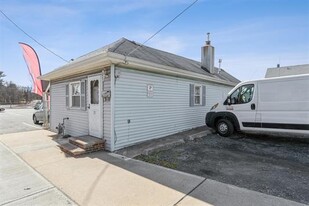 75 Georges Rd, New Brunswick NJ - Parking Garage