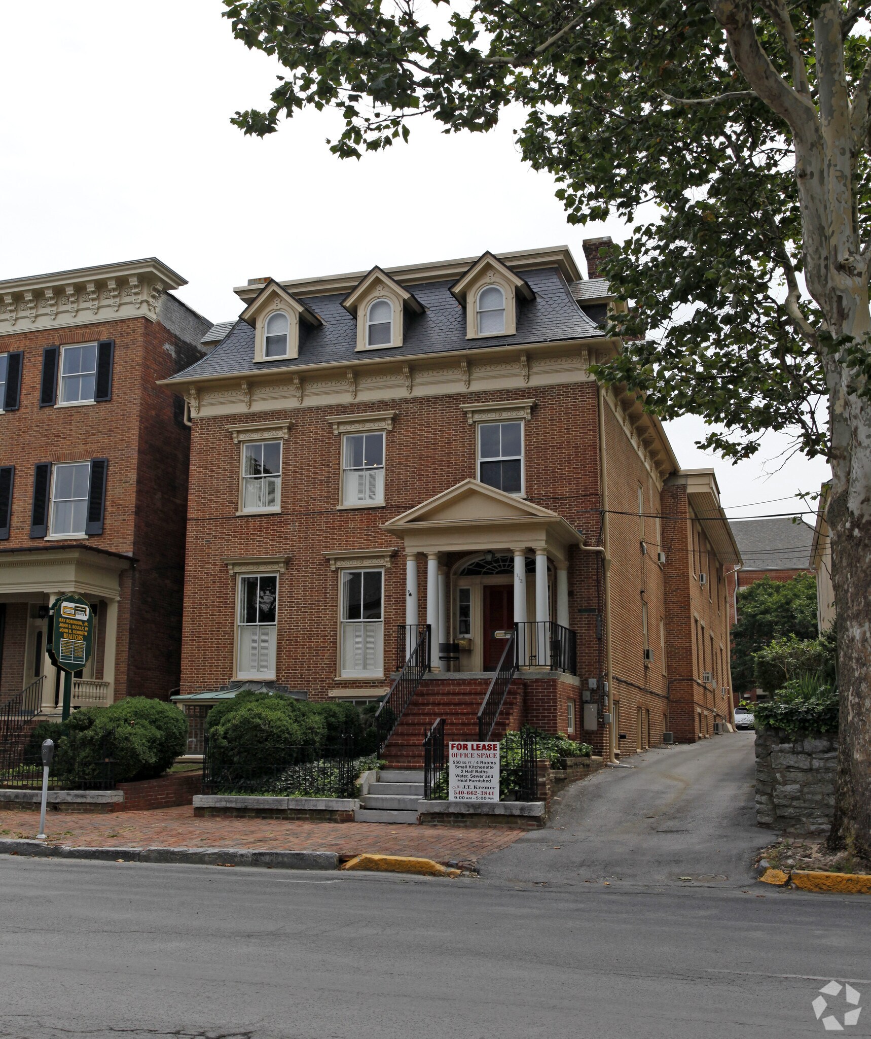112 N Cameron St, Winchester, VA à louer Photo principale- Image 1 de 9