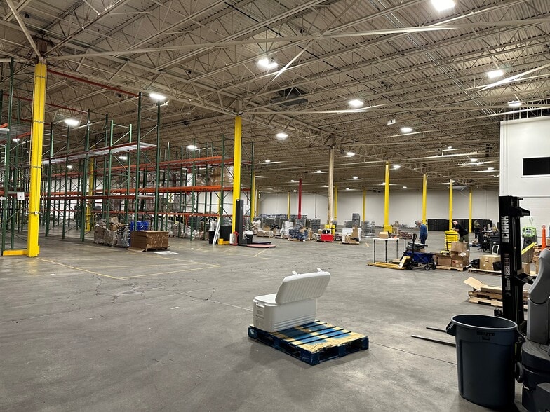 1149 Main St, Jay, ME for sale - Interior Photo - Image 3 of 11