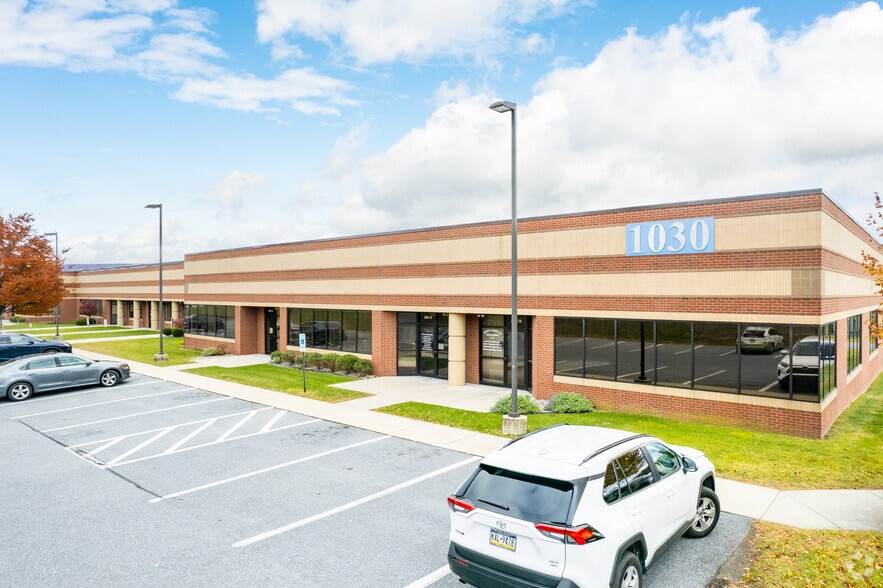 1030 Reed Ave, Wyomissing, PA for lease - Building Photo - Image 1 of 4