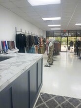 13510-13520 Perkins Rd, Baton Rouge, LA for lease Interior Photo- Image 2 of 14