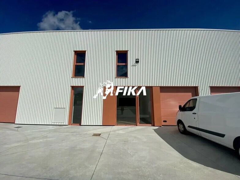 Flex dans Mondouzil à louer - Photo du bâtiment - Image 3 de 7