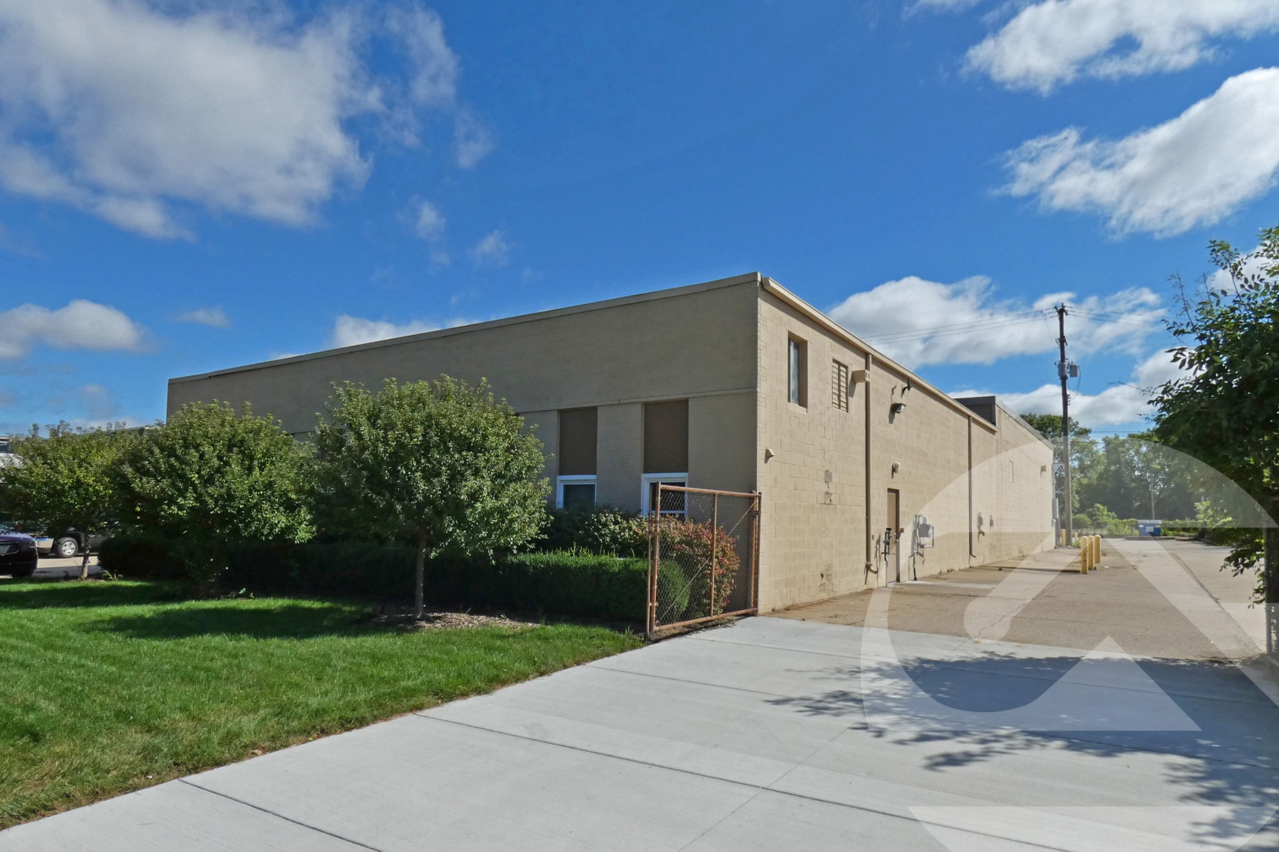 25120 Easy St, Warren, MI for sale Primary Photo- Image 1 of 2