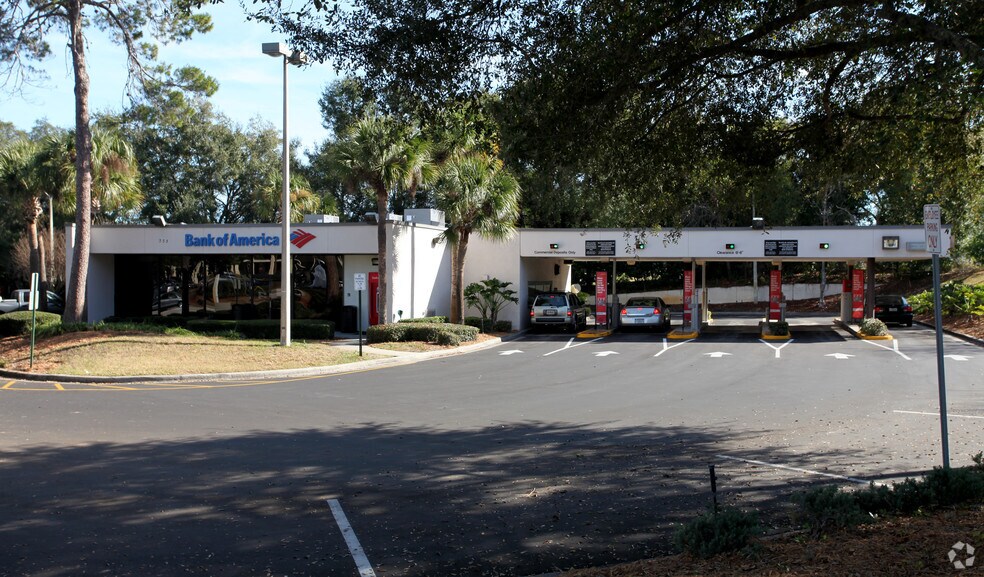 555 S Hunt Club Blvd, Apopka, FL à vendre - Photo du bâtiment - Image 2 de 36