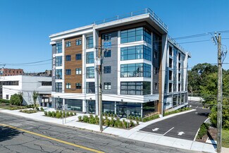 Plus de détails pour 920-924 Farmington Ave, West Hartford, CT - Bureau/Commerce de détail à louer