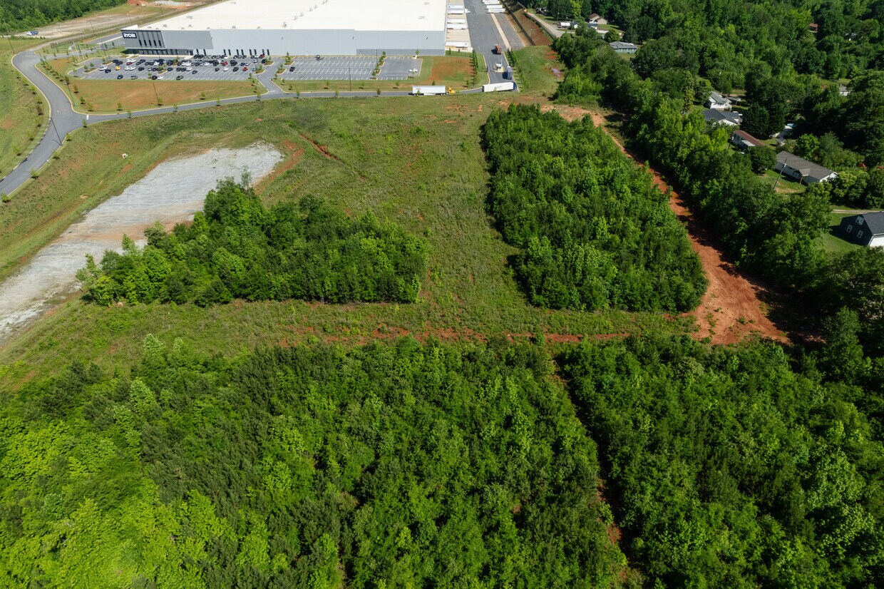 741 Distribution Way, Wellford, SC à vendre Photo principale- Image 1 de 3