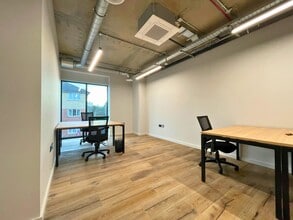 Theobald Street, Borehamwood à louer Photo intérieure- Image 2 de 7