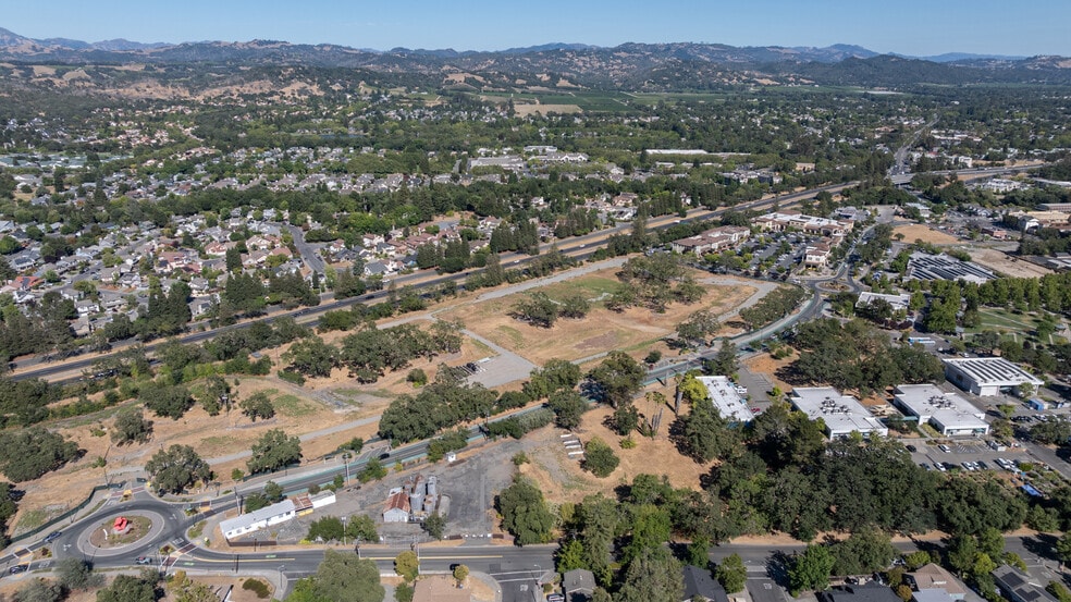 9600 Windsor Rd, Windsor, CA for sale - Aerial - Image 3 of 11