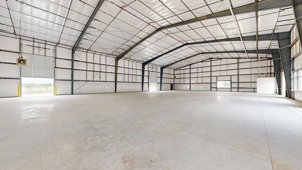 4437 Supply Ct, Austin, TX à louer - Numérisation 3D de Matterport - Image 2 de 25