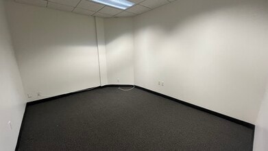 24404 S Vermont Ave, Harbor City, CA for lease Interior Photo- Image 1 of 2