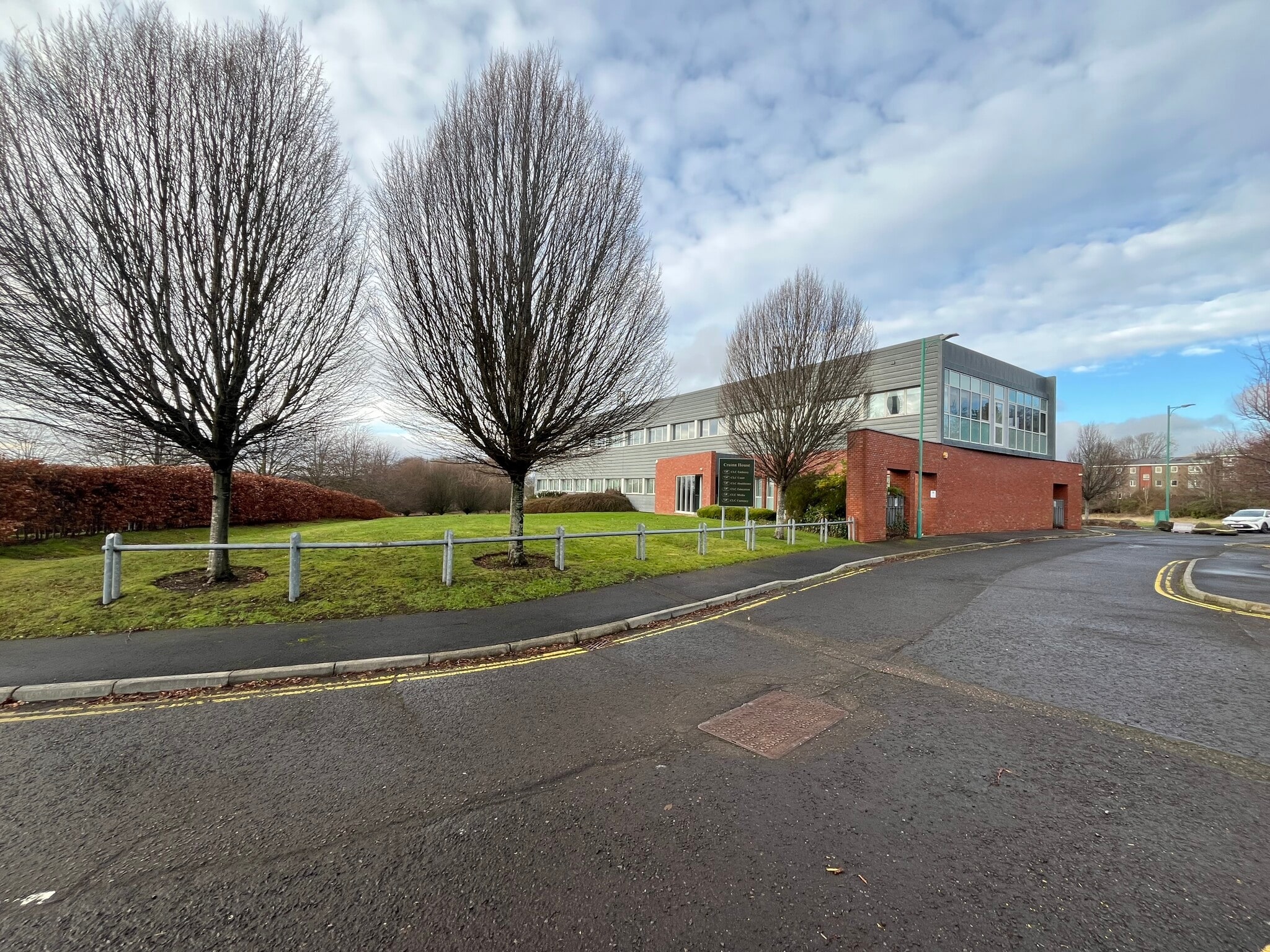 1 Wurzburg Ct, Dundee for sale Primary Photo- Image 1 of 8