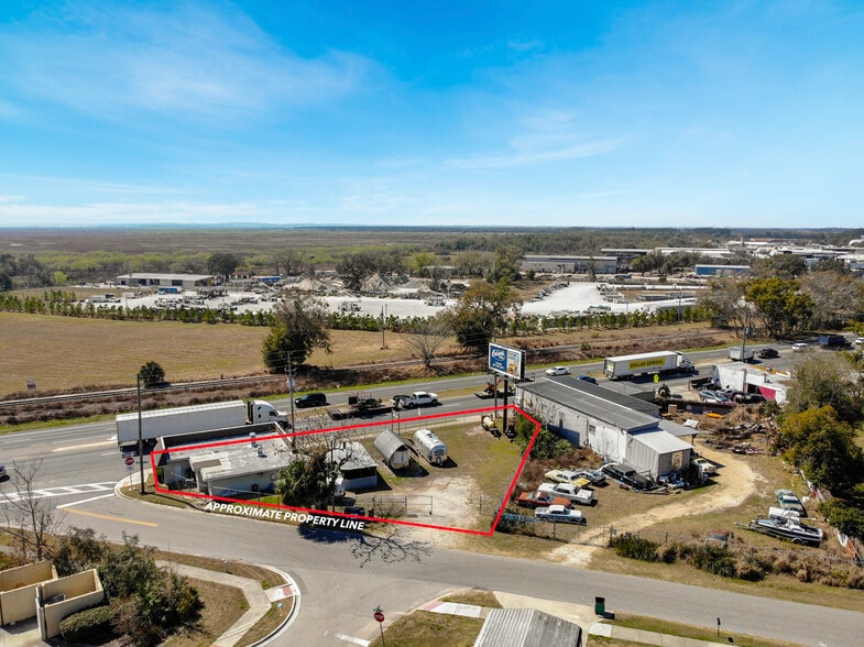 3101 N Orange Blossom Trl, Zellwood, FL à vendre - Photo du bâtiment - Image 3 de 10