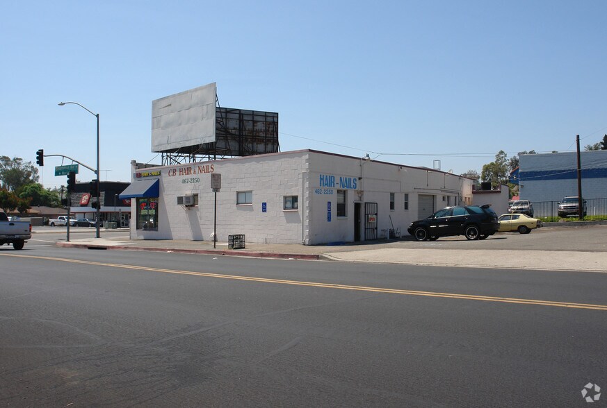 7030-7036 University Ave, La Mesa, CA à vendre - Photo du bâtiment - Image 3 de 4