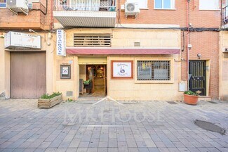 Plus de détails pour Multi-résidentiel à vendre