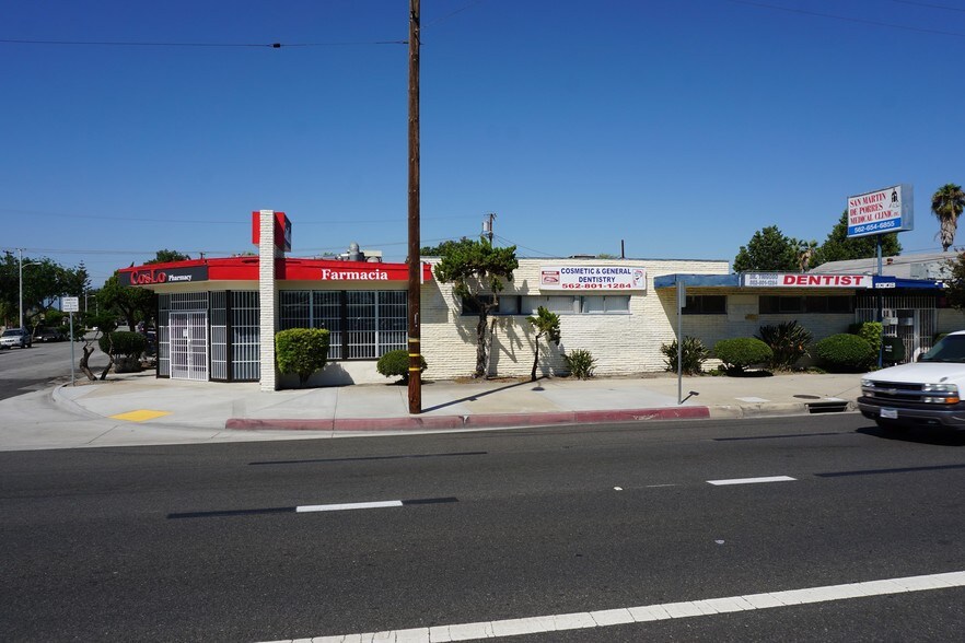 9301-9315 Telegraph Rd, Pico Rivera, CA à louer - Photo du bâtiment - Image 3 de 11
