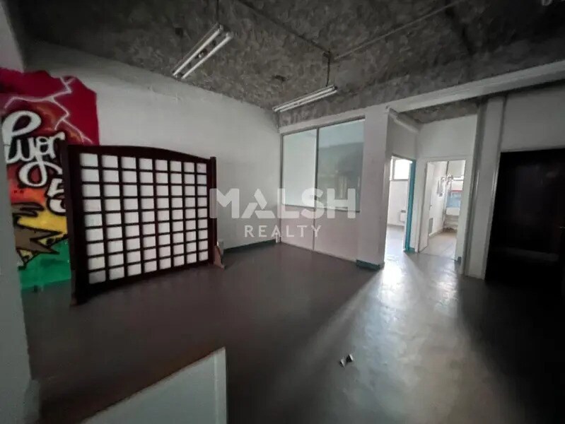59 Avenue Du Point Du Jour, Lyon for lease Interior Photo- Image 1 of 7