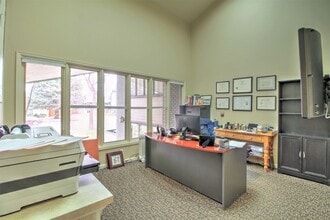 75 Manhattan Dr, Boulder, CO à louer Photo intérieure- Image 2 de 2