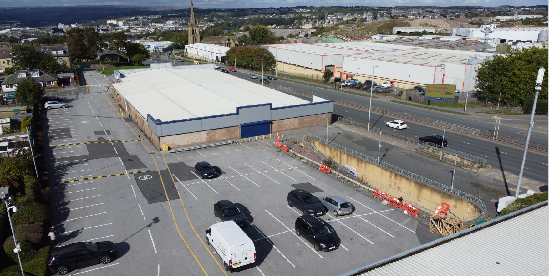 60A-60B Wakefield Rd, Bradford for lease Primary Photo- Image 1 of 2