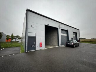 Plus de détails pour Local d'activités à louer