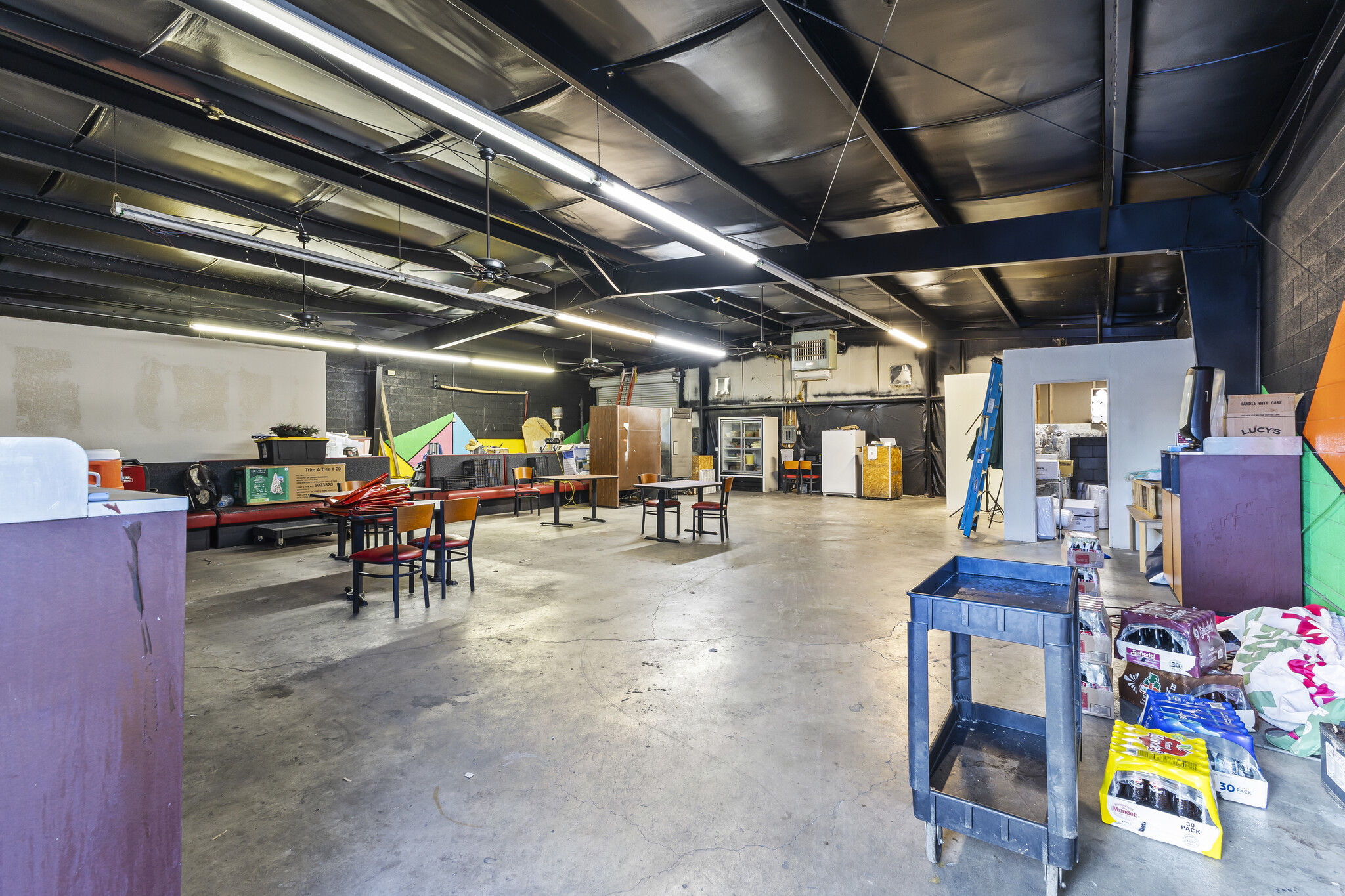 9241 W Grand Ave, Peoria, AZ for lease Primary Photo- Image 1 of 4