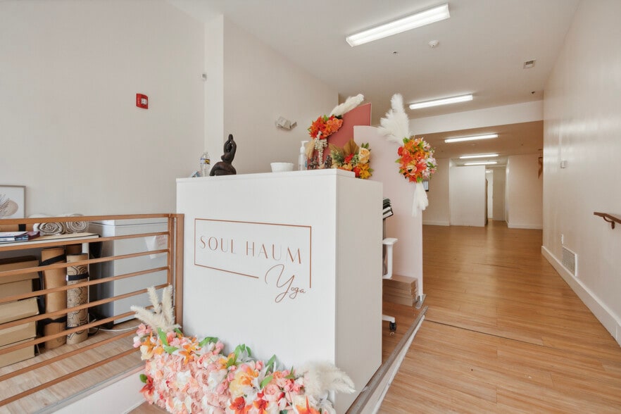 2719 W Girard Ave, Philadelphia, PA for lease - Interior Photo - Image 2 of 4