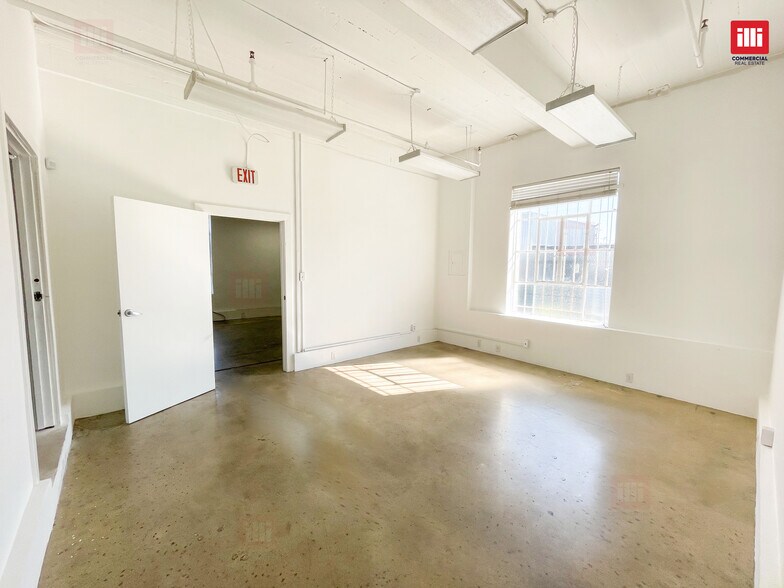 1050-1054 N Cahuenga Blvd, Los Angeles, CA à louer - Photo du bâtiment - Image 3 de 8