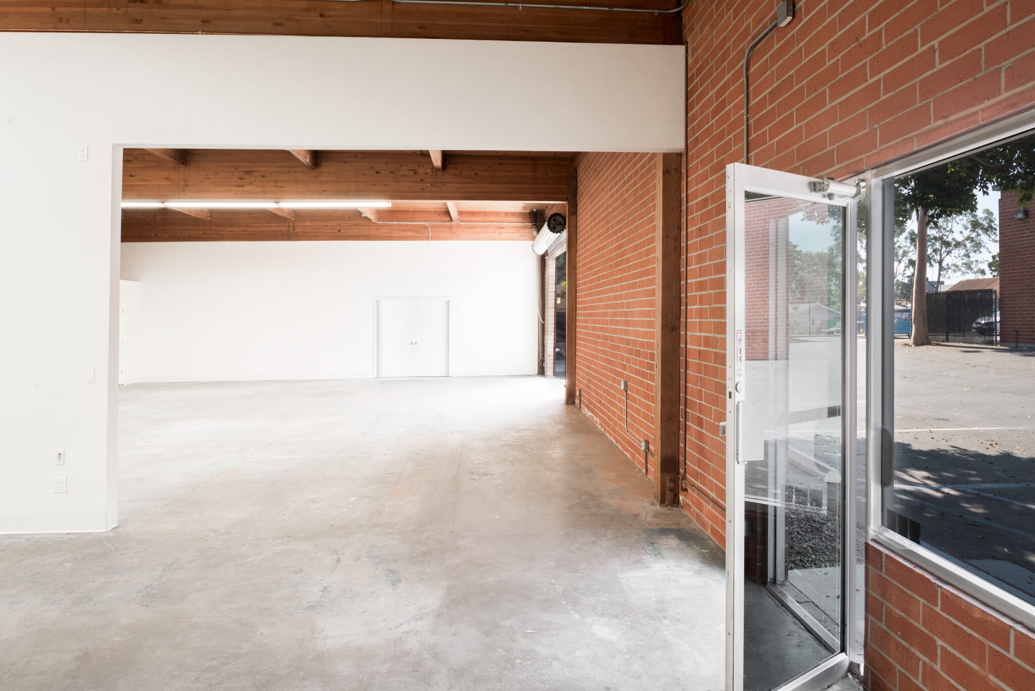 202-230 E Cota St, Santa Barbara, CA for lease Interior Photo- Image 1 of 5