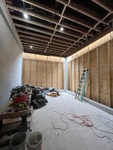364 Summit Ave, Jersey City, NJ for lease Interior Photo- Image 2 of 9